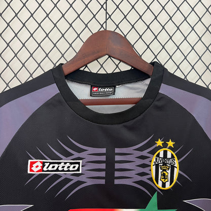 Camiseta Juventus Arquero 2001/02 | Retro