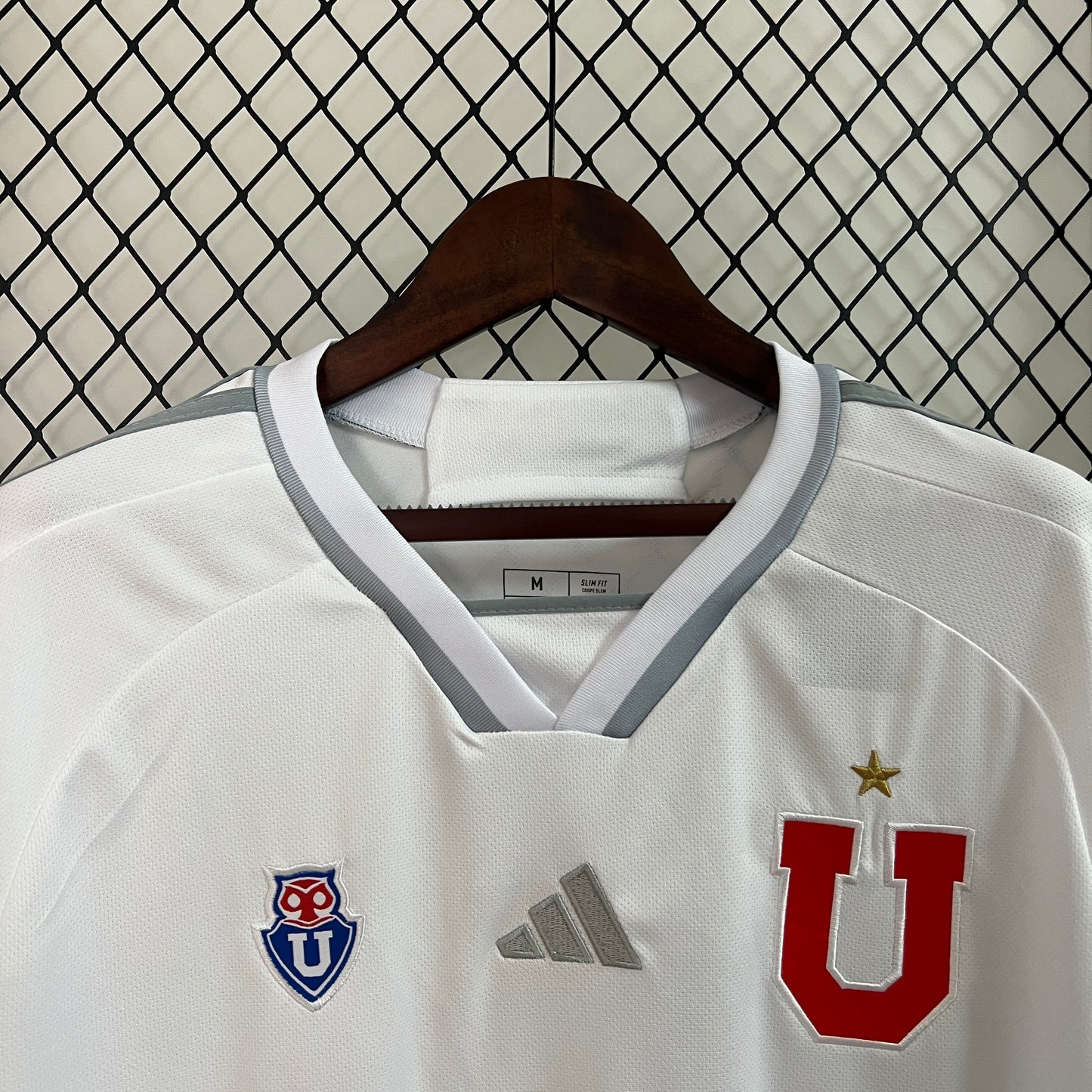 Camiseta Universidad de Chile Visita 2024