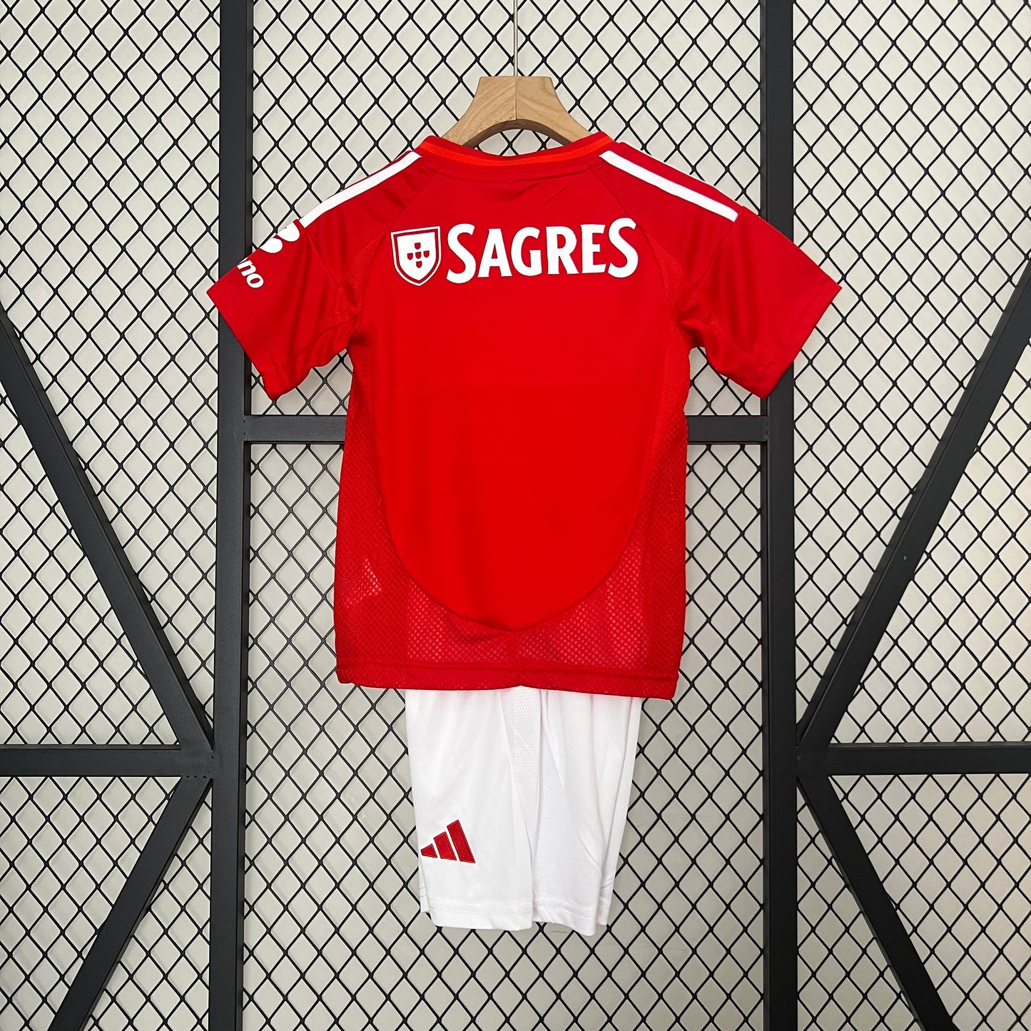 Conjunto niños Benfica Local 2024/25