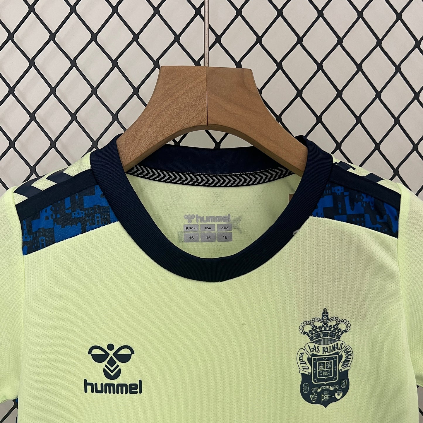 Conjunto Niños Las Palmas Tercer kit 2024/25