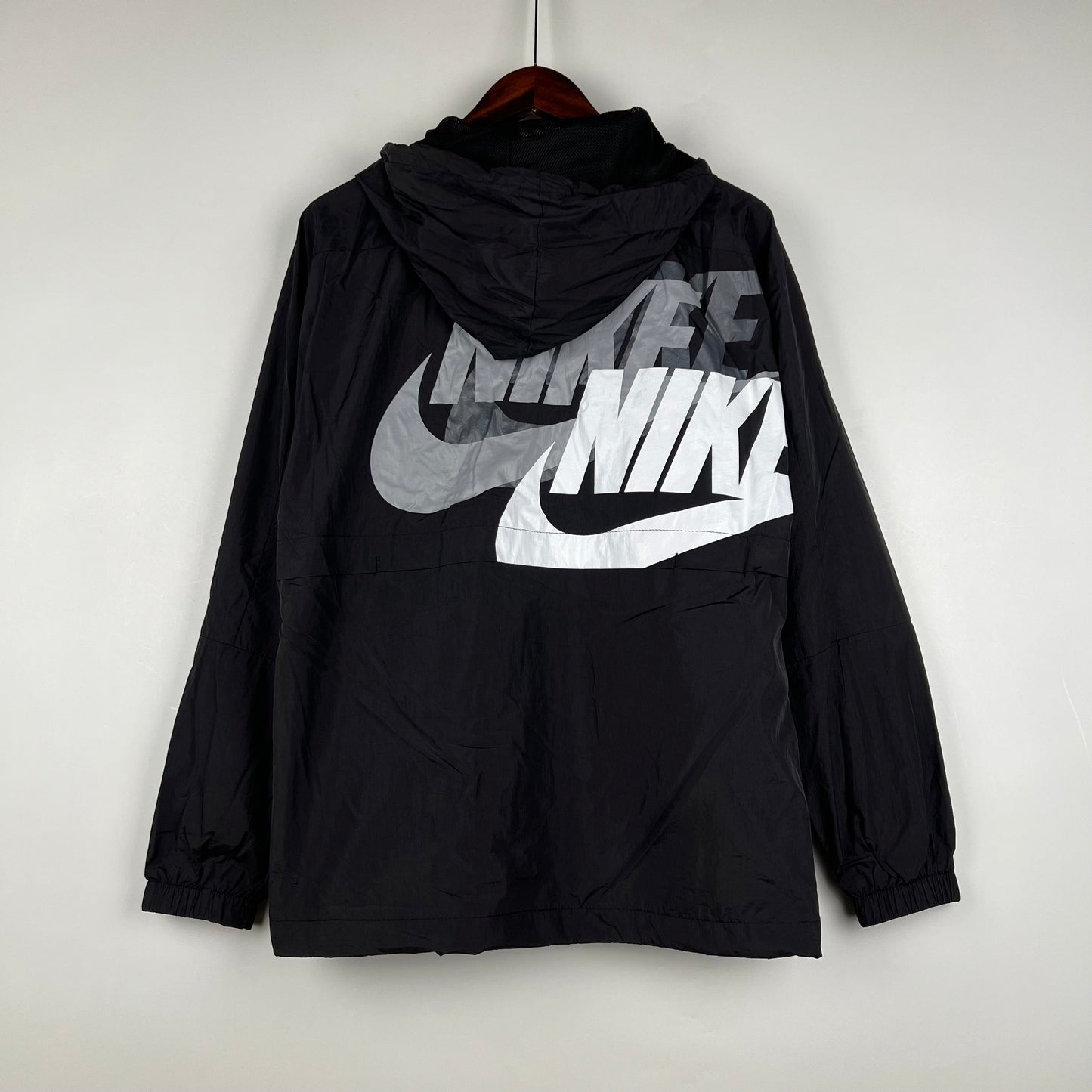 Cortavientos Nike liveweather