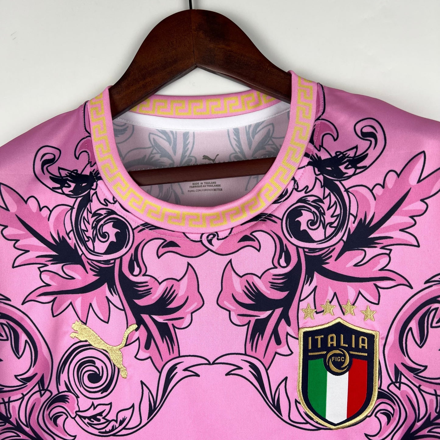 Italia Versace Edition Pink | Versión conceptual