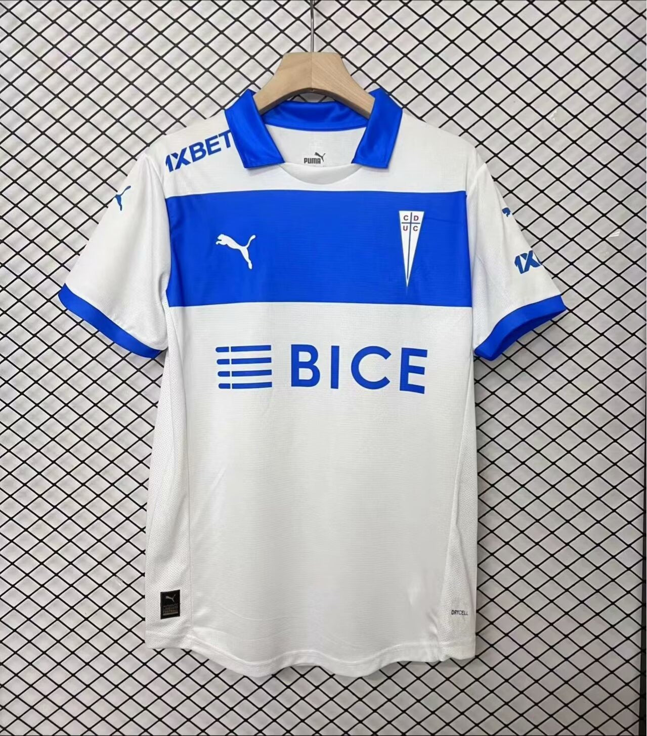 Camiseta Universidad Católica Local 2025